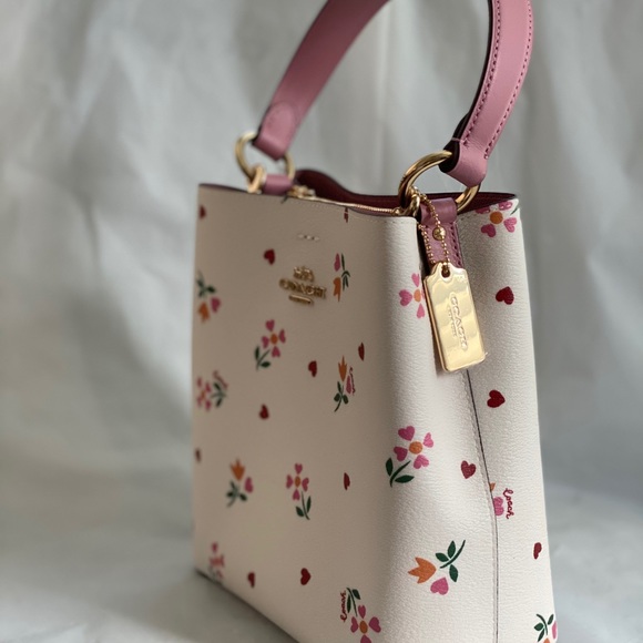 Coach Small Town Bucket Bag With Heart Petal Print - Picture 8 of 13